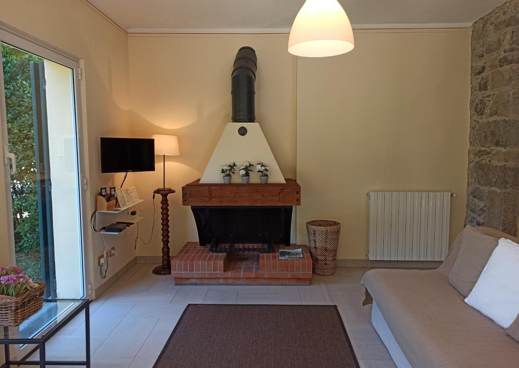 Il Bosco Di Campo Marzano Garden Apartments Borzonasca Room photo